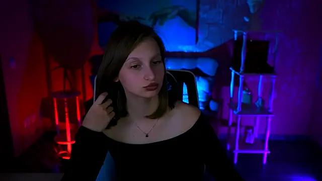 EllaHorton online show from 09/23/25, 05:16