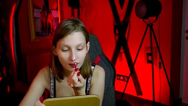 EllaHorton online show from 03/19/26, 05:06