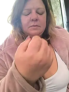 jusichka online show from 11/10/25, 07:40