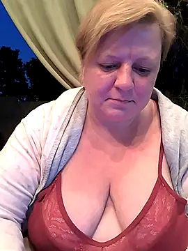 Snapshot of jusichka chatting on 06/26/26, 07:07 jusichka online show from 06/26/26, 07:07