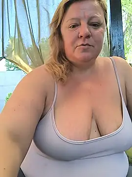 Snapshot of jusichka chatting on 07/03/26, 06:31 jusichka online show from 07/03/26, 06:31