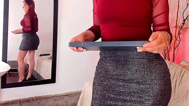 ivone adams online show from 09/13/25, 04:23