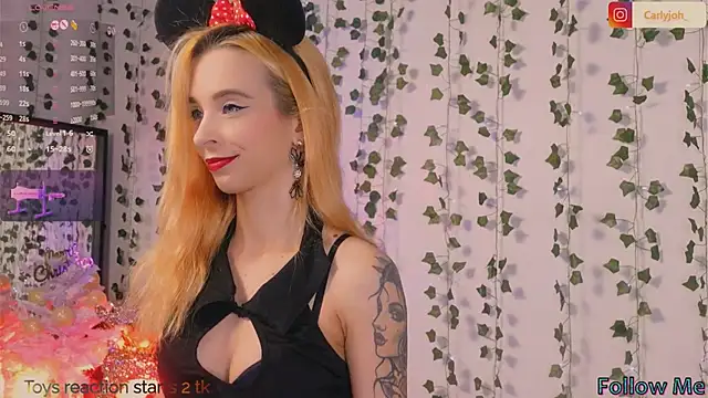 Snapshot of CarlyMilton chatting on 12/20/24, 12:52 CarlyMilton online show from 12/20/24, 12:52