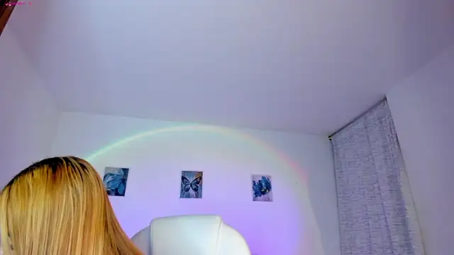 Snapshot of engell_brunet chatting on 01/18/25, 07:07 engell brunet online show from 01/18/25, 07:07