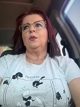 Snapshot of PaulinaSanders_X chatting on 12/11/24, 04:20 PaulinaSanders X online show from 12/11/24, 04:20