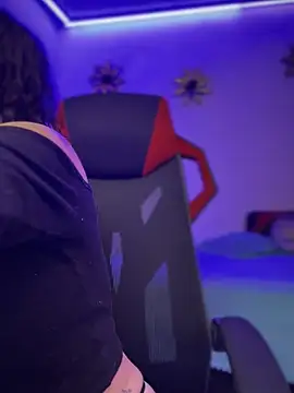 Snapshot of PaulinaSanders_X chatting on 03/11/25, 04:51 PaulinaSanders X online show from 03/11/25, 04:51