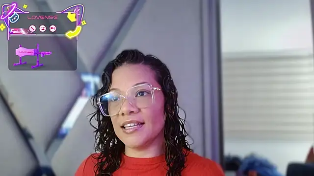 Snapshot of paula_daniela1 chatting on 11/09/25, 09:46 paula daniela1 online show from 11/09/25, 09:46