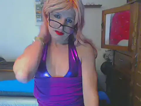 LorenJade online show from 02/04/25, 07:07