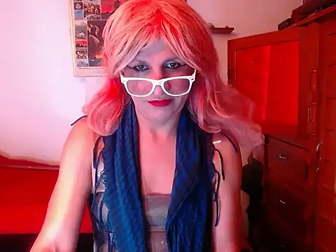 LorenJade online show from 10/14/25, 07:42
