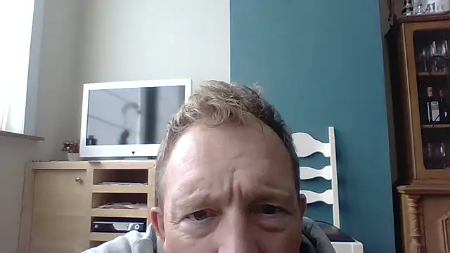 bertolini online show from 09/15/25, 01:33