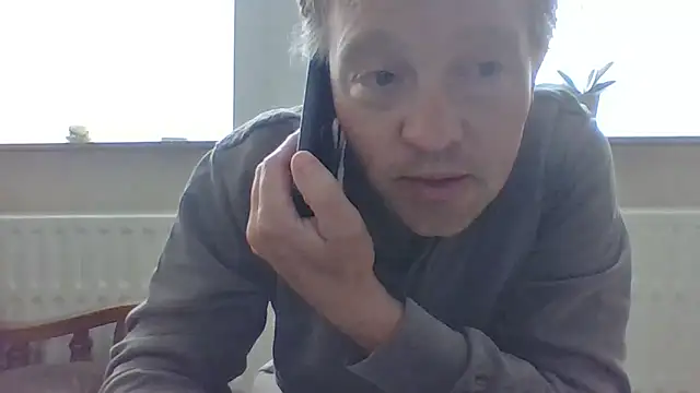 bertolini online show from 05/11/26, 01:06
