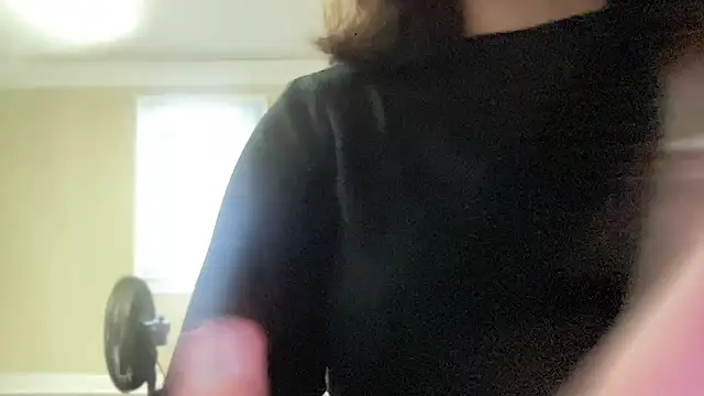 Snapshot of sexylilly69 chatting on 03/14/25, 11:00 sexylilly69 online show from 03/14/25, 11:00