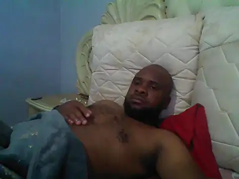 Snapshot of spopo619 chatting on 11/14/25, 05:28 spopo619 online show from 11/14/25, 05:28