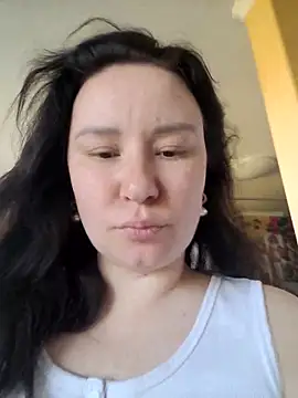 AlexaLexie online show from 10/15/25, 07:52