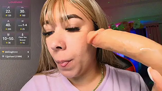 leahtemptation3 online show from 02/01/25, 11:54