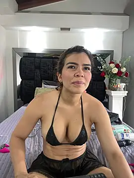 Arianna Jones1 online show from 04/14/26, 04:24