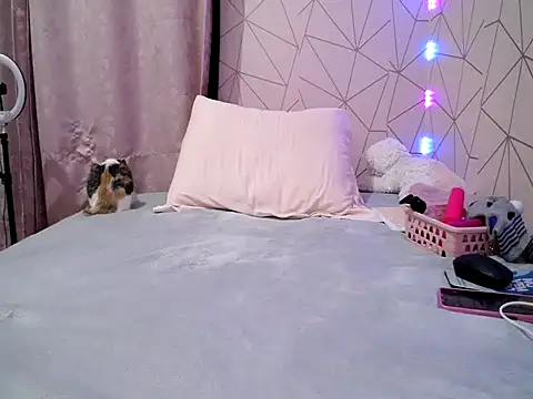 Snapshot of Irresistible24 chatting on 10/12/25, 10:31 Irresistible24 online show from 10/12/25, 10:31