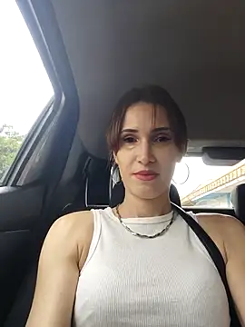 Snapshot of Irresistible24 chatting on 11/14/25, 07:45 Irresistible24 online show from 11/14/25, 07:45