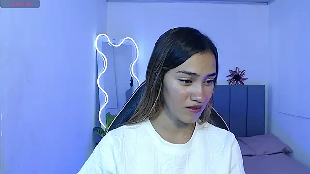 Jenner tay online show from 05/21/26, 03:24