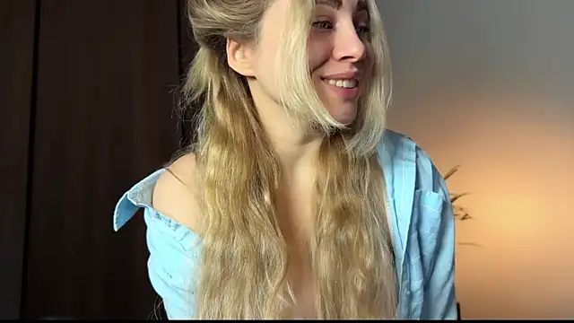 hotexclusive  online show from 03/02/26, 04:36