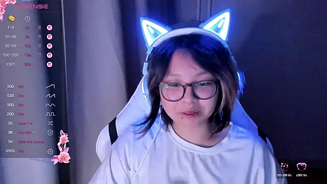 maydaykimmy online show from 10/27/25, 02:37