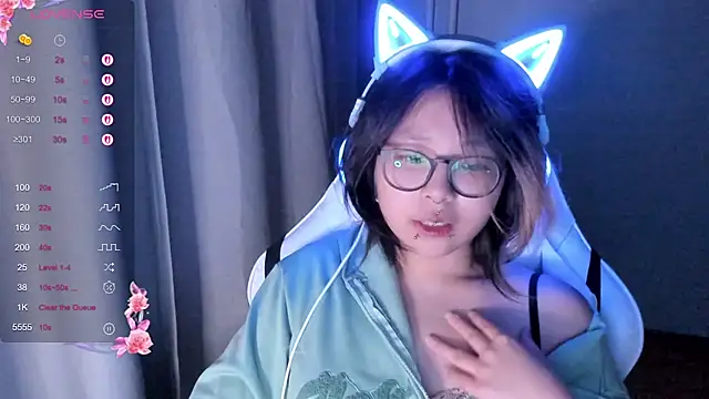 maydaykimmy online show from 11/11/25, 09:04