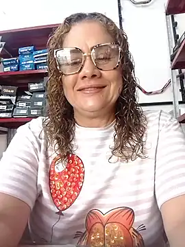 sophiahunt286 online show from 02/14/26, 01:52