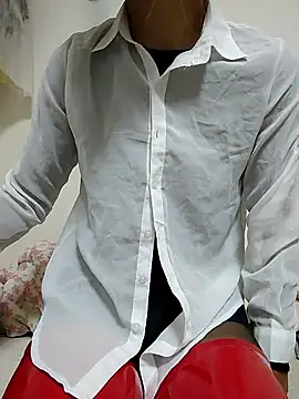 Snapshot of dmmsuzu95 chatting on 09/15/25, 03:50 dmmsuzu95 online show from 09/15/25, 03:50