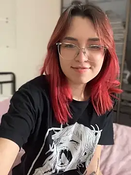 Evangeline Lawrence  online show from 02/17/25, 04:59