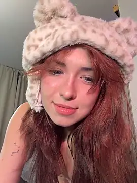 Evangeline Lawrence  online show from 03/27/26, 07:13