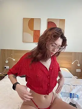 Evangeline Lawrence  online show from 04/02/26, 01:25