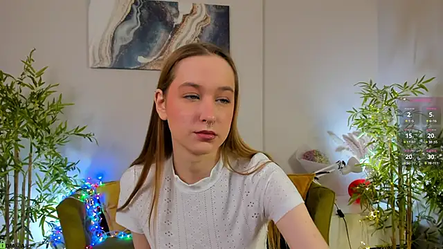 Sweett Monica online show from 02/25/26, 12:42