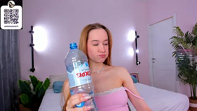 Sweett Monica online show from 04/06/26, 12:52