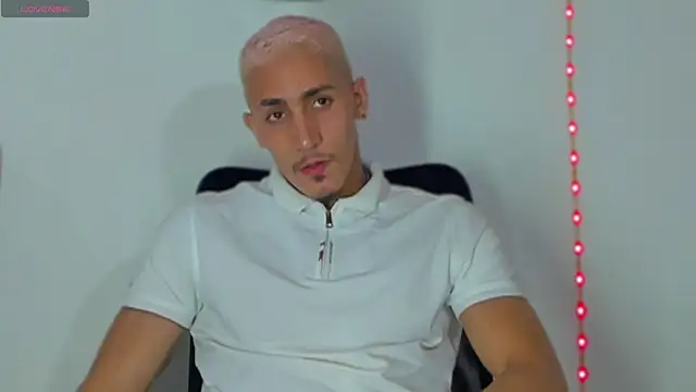 MikeRoss7777 online show from 02/17/25, 02:53