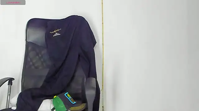 MikeRoss7777 online show from 10/04/25, 10:08