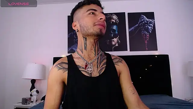 JuanCamiilo 66 online show from 02/10/25, 04:25