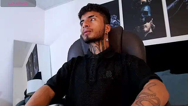 JuanCamiilo 66 online show from 02/26/25, 03:21