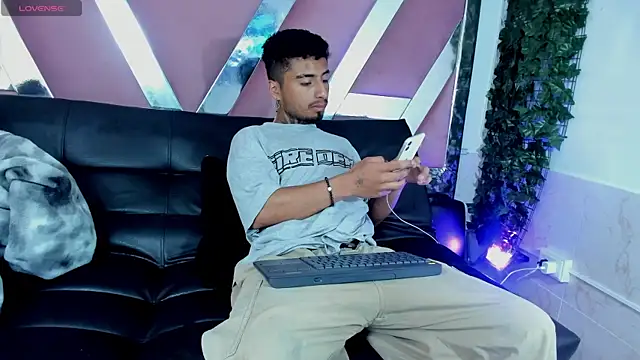 JuanCamiilo 66 online show from 02/16/26, 02:02