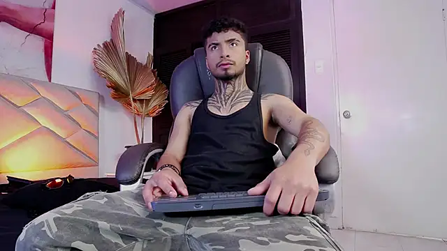 JuanCamiilo 66 online show from 02/19/26, 04:14