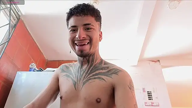 JuanCamiilo 66 online show from 04/14/26, 03:07