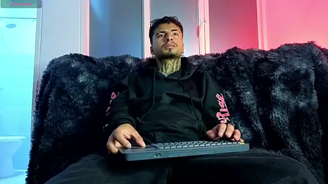 JuanCamiilo 66 online show from 07/11/26, 02:14