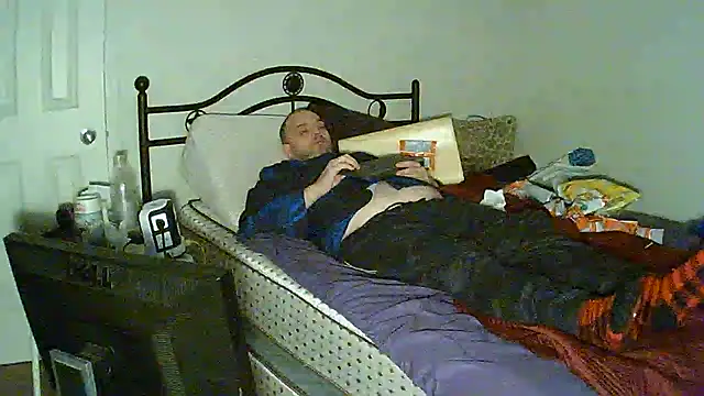 caressonnous online show from 12/31/24, 07:40