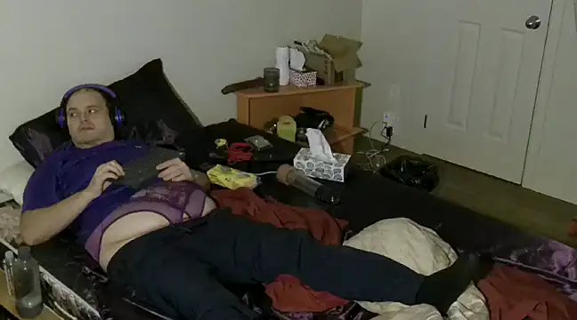 caressonnous online show from 01/17/25, 12:52