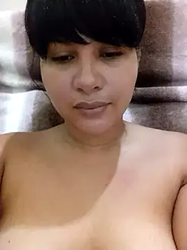 Yara0k online show from 02/11/25, 09:09