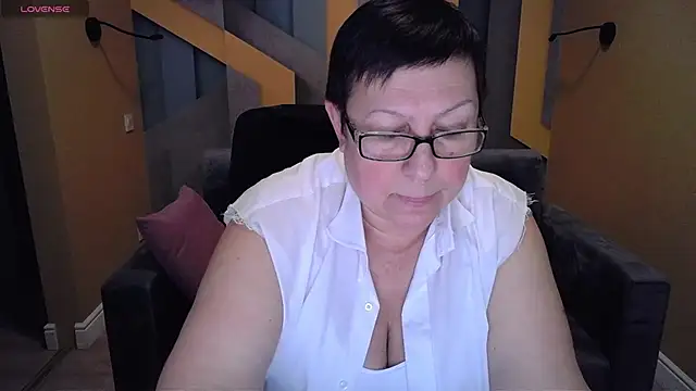 BarbaraTurners online show from 01/28/25, 03:57