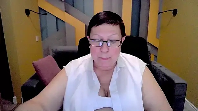 BarbaraTurners online show from 02/13/25, 03:29