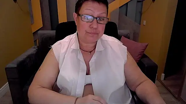 BarbaraTurners online show from 03/04/25, 01:34