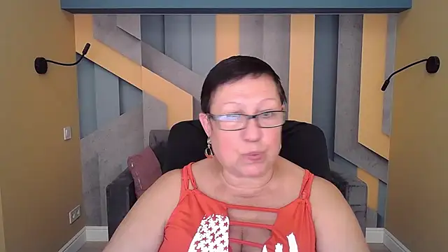 BarbaraTurners online show from 10/03/25, 06:16