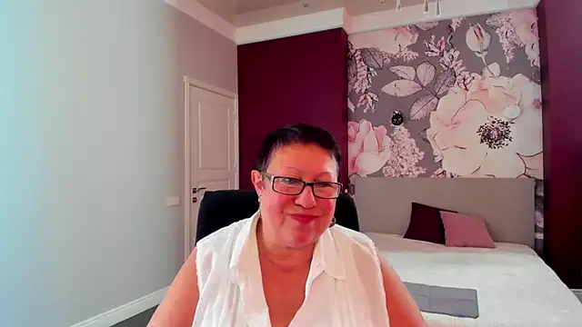 BarbaraTurners online show from 10/12/25, 11:42