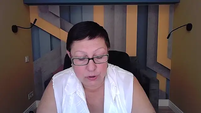 BarbaraTurners online show from 10/15/25, 06:30